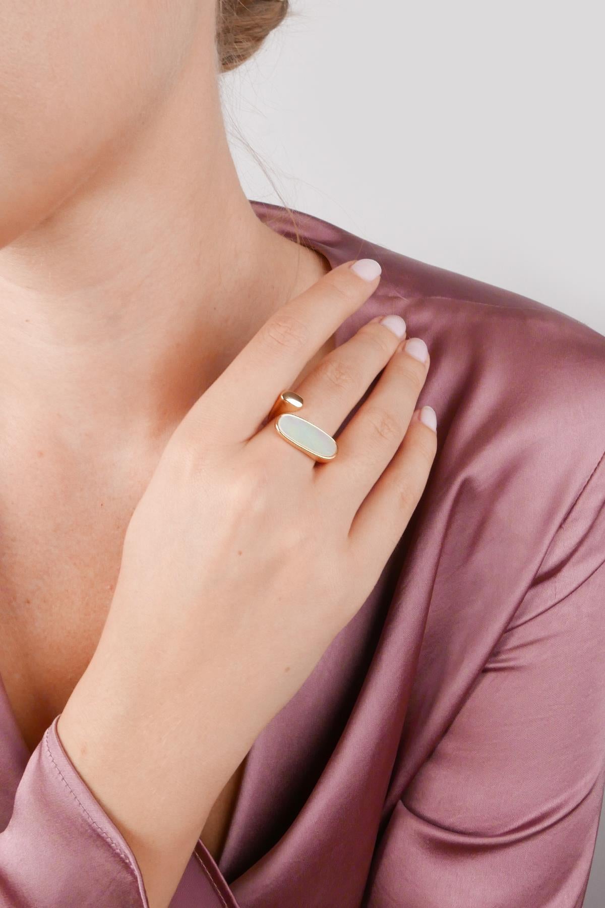 Mother of Pearl Geometric Stone Ring
